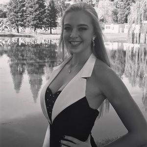 Meet your Posher, Coral